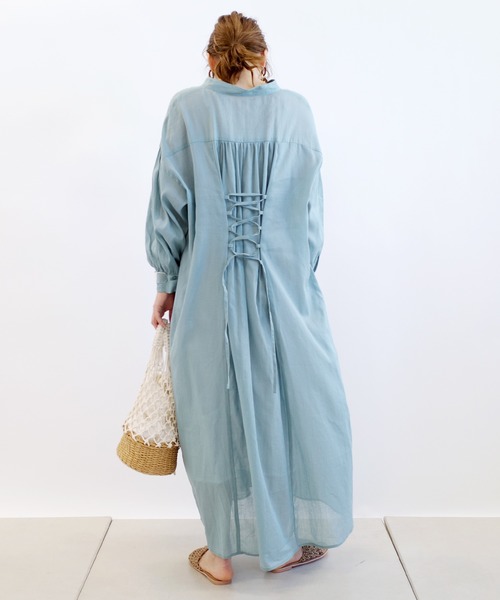 DouDou(ドゥドゥ)の「バックスピンドルシャツワンピース(ワンピース・レディース・オフホワイト/ブルーグリーン・FREE)」の22枚目の写真