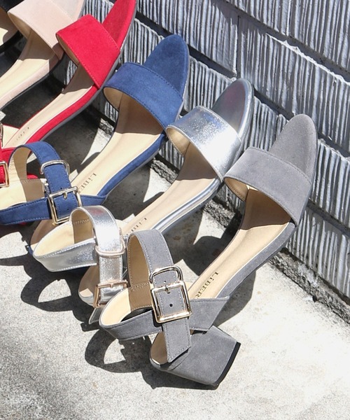 LibertyDoll(リバティードール)の「Liberty Doll / チャンキーヒールセパレートストラップサンダル(5597)(サンダル・レディース・マスタード/オレンジ/ブラック/ベージュ/グレー/シルバー/ロイヤルブルー/ネイビー/レッド/グレイッシュベージュ/ブラック系その他/ホワイト・L/M/LL/S/3L/SS)」の1枚目の写真