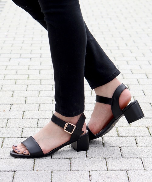 LibertyDoll(リバティードール)の「Liberty Doll / チャンキーヒールセパレートストラップサンダル(5597)(サンダル・レディース・マスタード/オレンジ/ブラック/ベージュ/グレー/シルバー/ロイヤルブルー/ネイビー/レッド/グレイッシュベージュ/ブラック系その他/ホワイト・L/M/LL/S/3L/SS)」の18枚目の写真