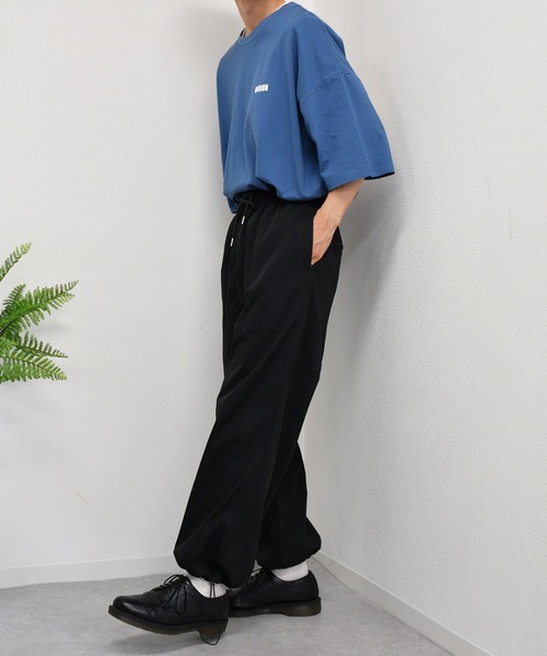 kutir(クティール)の「裾ドローコードワイドスラックス(その他パンツ・メンズ・ライトブルー/ブラック/オフホワイト・SMALL/MEDIUM/LARGE)」の5枚目の写真