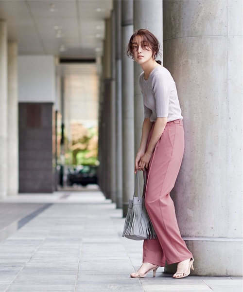 UR'S(ユアーズ)の「センタープレスカラーセミワイドパンツ(その他パンツ・レディース・ライトグレー/ブルー/グリーン/ピンク・L/M/S)」の4枚目の写真