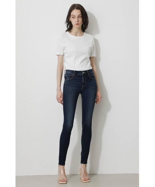 AZUL by moussy（アズールバイマウジー）の「A PERFECT DENIM AIR/アパーフェクトデニムエアー（デニムパンツ・レディース・ブラック/ブルー/ダークブルー・SMALL/MEDIUM/LARGE/X-LARGE/X-SMALL/XX-SMALL）」の12枚目の写真