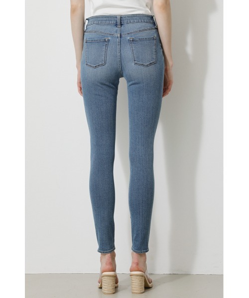 AZUL by moussy（アズールバイマウジー）の「A PERFECT DENIM AIR/アパーフェクトデニムエアー（デニムパンツ・レディース・ブラック/ブルー/ダークブルー・SMALL/MEDIUM/LARGE/X-LARGE/X-SMALL/XX-SMALL）」の17枚目の写真