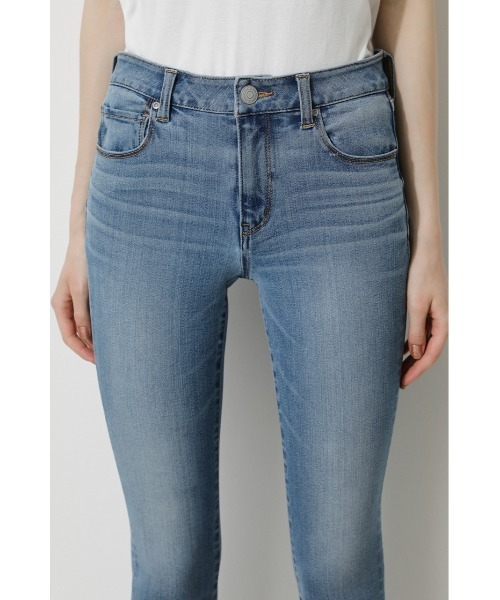 AZUL by moussy（アズールバイマウジー）の「A PERFECT DENIM AIR/アパーフェクトデニムエアー（デニムパンツ・レディース・ブラック/ブルー/ダークブルー・SMALL/MEDIUM/LARGE/X-LARGE/X-SMALL/XX-SMALL）」の16枚目の写真