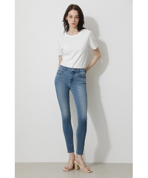 AZUL by moussy（アズールバイマウジー）の「A PERFECT DENIM AIR/アパーフェクトデニムエアー（デニムパンツ・レディース・ブラック/ブルー/ダークブルー・SMALL/MEDIUM/LARGE/X-LARGE/X-SMALL/XX-SMALL）」の13枚目の写真
