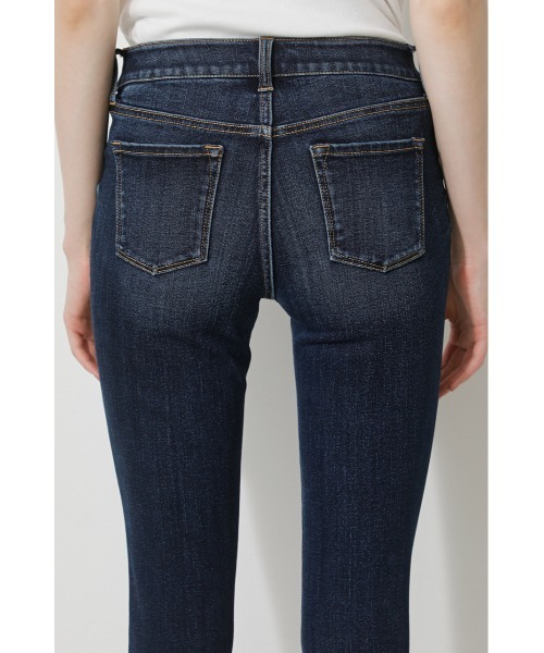 AZUL by moussy（アズールバイマウジー）の「A PERFECT DENIM AIR/アパーフェクトデニムエアー（デニムパンツ・レディース・ブラック/ブルー/ダークブルー・SMALL/MEDIUM/LARGE/X-LARGE/X-SMALL/XX-SMALL）」の5枚目の写真