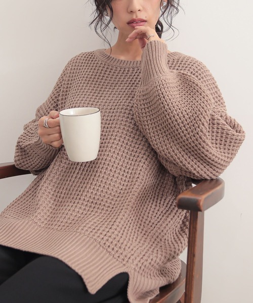 n'OrLABEL（ノアールレーベル）の「『やわらかコクーンワッフルニット』（ニット/セーター・レディース・アイボリー/杢グレー/カーキ/テラコッタ/ブラック/ラベンダー/グレイッシュブルー/モカ・FREE）」の17枚目の写真