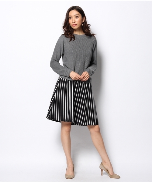 DISCOAT（ディスコート）の「【Discoat】後ろZIP編地切替プルオーバー（ニット/セーター・レディース・グレー/ボルドー/ネイビー/オフホワイト・ﾌﾘ-）」の8枚目の写真