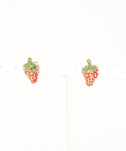いちご　ピアス　Vivienne Westwood Vivienne Westwood（ヴィヴィアンウエストウッド）の「【CS