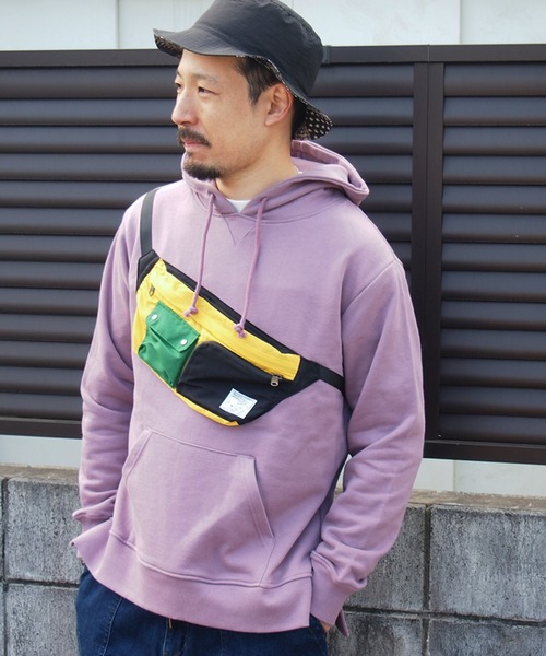 grn(ジーアールエヌ)の「◇U.S.COTTONSWEATBODYBAGPULLPARKA ベイメン裏毛バックモチーフプルオーバーパーカー アウトドア(パーカー・メンズ・ブラック/パープル/グリーン/ヘザーグレー・M/L)」の1枚目の写真