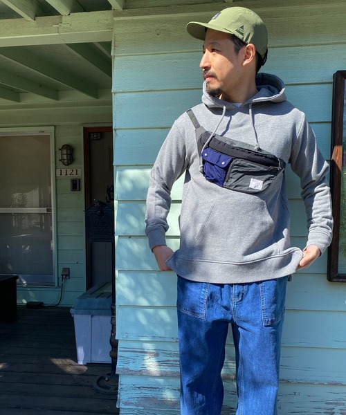 grn(ジーアールエヌ)の「◇U.S.COTTONSWEATBODYBAGPULLPARKA ベイメン裏毛バックモチーフプルオーバーパーカー アウトドア(パーカー・メンズ・ブラック/パープル/グリーン/ヘザーグレー・M/L)」の3枚目の写真