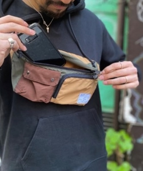 grn(ジーアールエヌ)の「◇U.S.COTTONSWEATBODYBAGPULLPARKA ベイメン裏毛バックモチーフプルオーバーパーカー アウトドア(パーカー・メンズ・ブラック/パープル/グリーン/ヘザーグレー・M/L)」の11枚目の写真