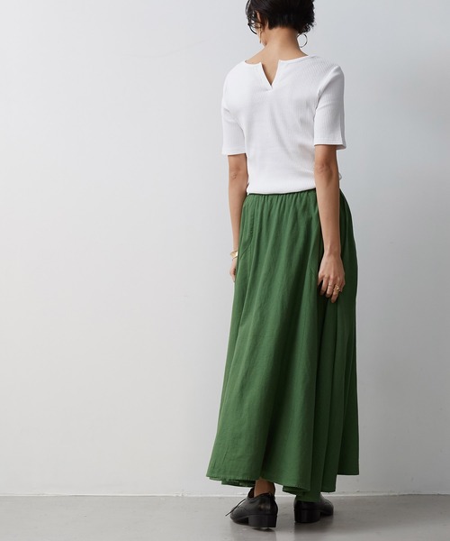 OMNES（オムネス）の「麻レーヨン フレアスカート（スカート・レディース・ラベンダー/グリーン/ブラウン/キャメル/ベージュ・FREE）」の4枚目の写真