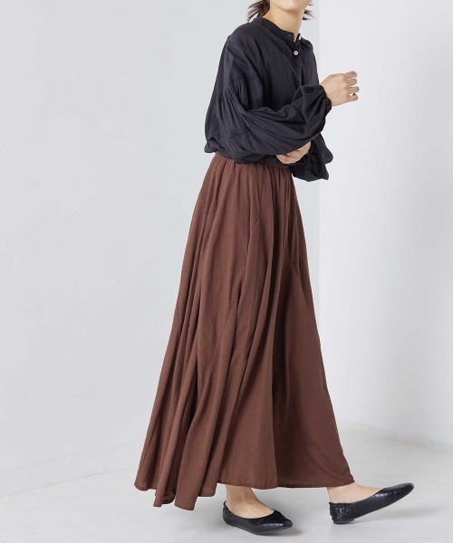 OMNES（オムネス）の「麻レーヨン フレアスカート（スカート・レディース・ラベンダー/グリーン/ブラウン/キャメル/ベージュ・FREE）」の7枚目の写真