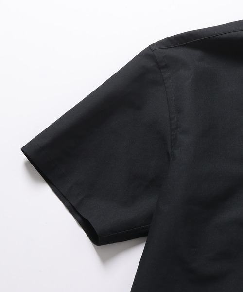 ADAM ET ROPE'（アダムエロペ）の「【吸水速乾/超軽量】ルーズシルエット半袖シャツ/セットアップ対応（シャツ/ブラウス・メンズ・ブラック・S/M/L/XL/XS）」の2枚目の写真