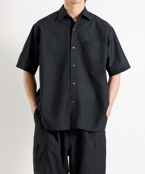 ADAM ET ROPE'（アダムエロペ）の「【吸水速乾/超軽量】ルーズシルエット半袖シャツ/セットアップ対応（シャツ/ブラウス・メンズ・ブラック・S/M/L/XL/XS）」の14枚目の写真