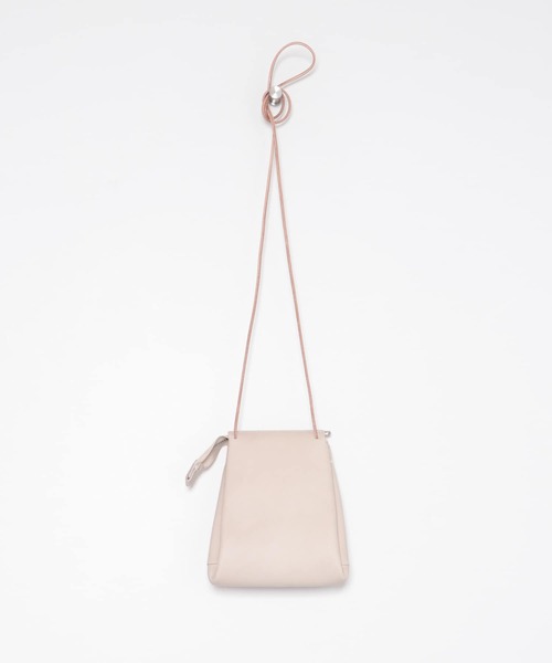 KBF+(ケービーエフプラス)の「KBF+ Dono lether pochette∴(ショルダーバッグ・レディース・グレー・ONE)」の4枚目の写真