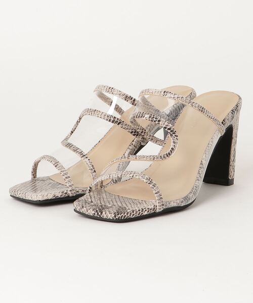 chumchum（チャムチャム）の「スクエアトゥクリアーサンダル（サンダル・レディース・ブラック/パイソン/ホワイト・LL/S/M/L）」の3枚目の写真