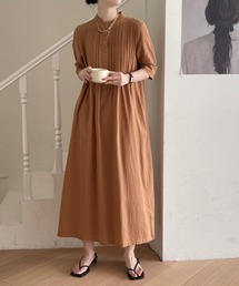 スタンドネックピンタックロングワンピース