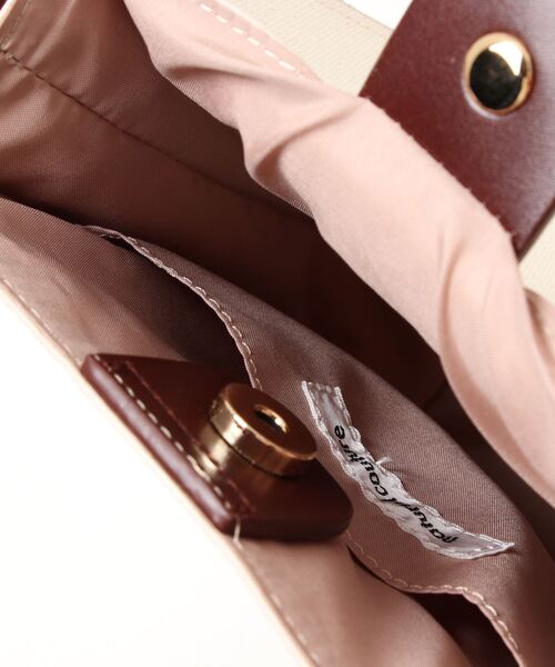 natural couture（ナチュラルクチュール）の「【WEB限定カラー有り】2WAYスクエアショルダー（ショルダーバッグ・レディース・ブラック/ベージュ/ブラウン/オフホワイト/アイボリー・FREE）」の9枚目の写真