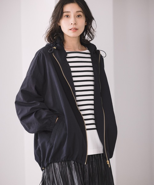 LEPSIM（レプシィム）の「撥水ドルマンマンパ　950781（マウンテンパーカー・レディース・グレイッシュベージュ/ネイビー/ブラウン・MEDIUM/LARGE）」の3枚目の写真