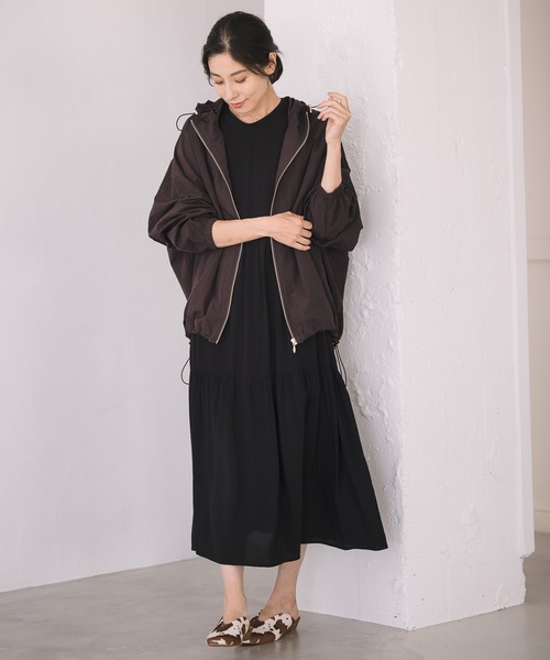 LEPSIM（レプシィム）の「撥水ドルマンマンパ　950781（マウンテンパーカー・レディース・グレイッシュベージュ/ネイビー/ブラウン・MEDIUM/LARGE）」の17枚目の写真