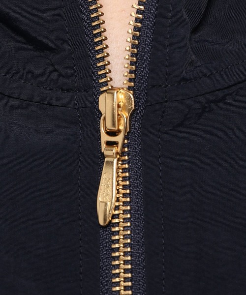 LEPSIM（レプシィム）の「撥水ドルマンマンパ　950781（マウンテンパーカー・レディース・グレイッシュベージュ/ネイビー/ブラウン・MEDIUM/LARGE）」の16枚目の写真