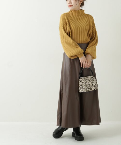 RAY CASSIN（レイカズン）の「ボトルネック袖ボリュームプルオーバー（ニット/セーター・レディース・ブラック/ベージュ/イエロー/ブルー/グリーン/キナリ/オレンジ/モスグリーン/ラベンダー・FREE）」の18枚目の写真