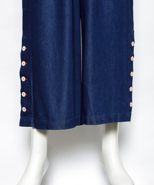 AS KNOW AS de base(アズノゥアズドゥバズ)の「レーヨンデニムサイドボタンパンツ(デニムパンツ・レディース・ブルー/ワンウォッシュ・FREE)」の11枚目の写真