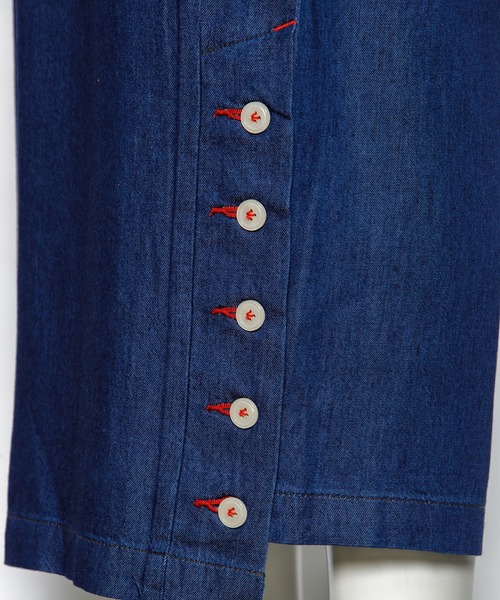 AS KNOW AS de base(アズノゥアズドゥバズ)の「レーヨンデニムサイドボタンパンツ(デニムパンツ・レディース・ブルー/ワンウォッシュ・FREE)」の13枚目の写真