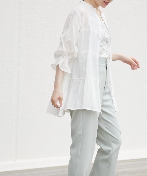 OLIVE des OLIVE（オリーブデオリーブ）の「ティアードチュニックシャツ（シャツ/ブラウス・レディース・ライトグレー/ベージュ/オフホワイト/ピンク・FREE）」の11枚目の写真