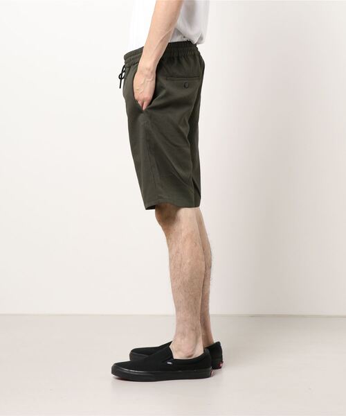 TAKA-Q（タカキュー）の「タカキューメンズ/TAKA-Q：MEN ストレッチ シアサッカー イージーショーツ（その他パンツ・メンズ・カーキ/ネイビー/ブラック・X-LARGE/LARGE/MEDIUM）」の4枚目の写真