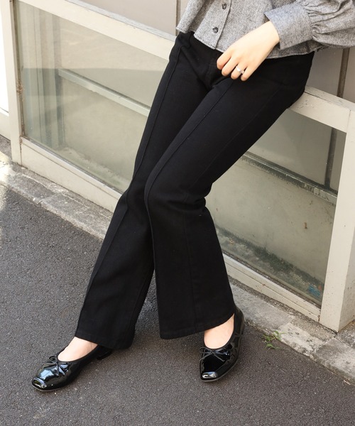 one after another NICE CLAUP（ワンアフターアナザーナイスクラップ）の「極みフレアデニム（デニムパンツ・レディース・ブラック/ネイビー/ブルー/グリーン・SMALL/MEDIUM）」の2枚目の写真