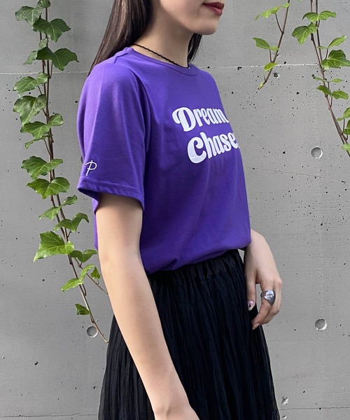 AS KNOW AS PINKY(アズノゥアズピンキー)の「さりげなちびっとプリントTシャツ(Tシャツ/カットソー・レディース・パープル/レッド/オフホワイト/グリーン・FREE)」の3枚目の写真