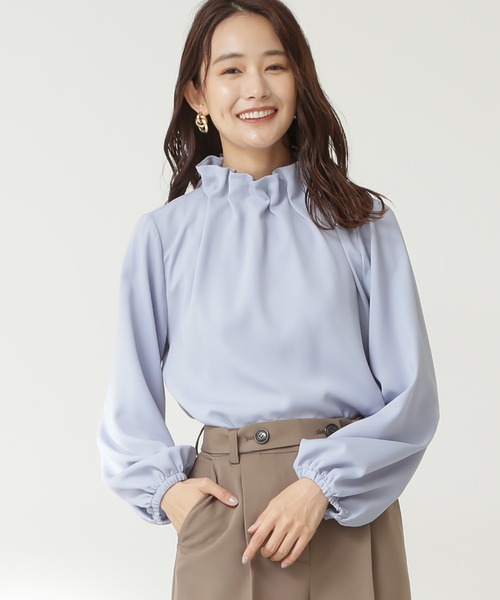 N.（N. Natural Beauty Basic）（エヌエヌナチュラルビューティーベーシック）の「【WEB限定カラー】◆ペーパーバックパフブブラウス（シャツ/ブラウス・レディース・ホワイト/ブラック/ホワイト系その他/ブルー/カーキ/グリーン・MEDIUM）」の6枚目の写真