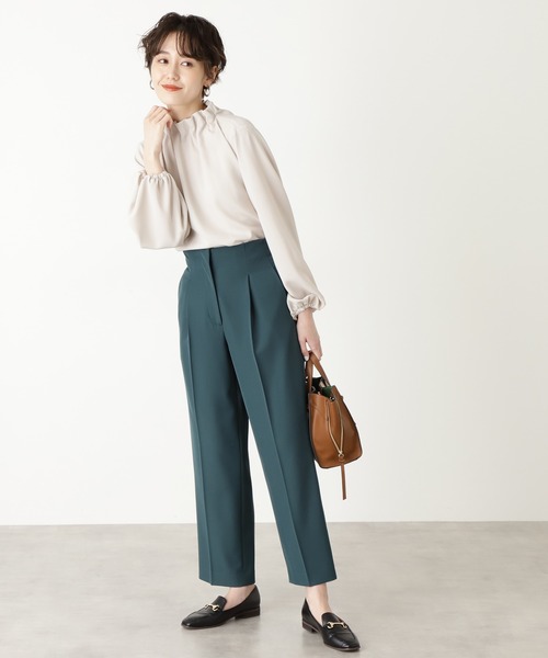 N.（N. Natural Beauty Basic）（エヌエヌナチュラルビューティーベーシック）の「【WEB限定カラー】◆ペーパーバックパフブブラウス（シャツ/ブラウス・レディース・ホワイト/ブラック/ホワイト系その他/ブルー/カーキ/グリーン・MEDIUM）」の11枚目の写真