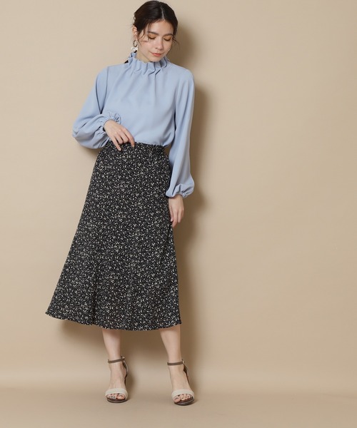 N.（N. Natural Beauty Basic）（エヌエヌナチュラルビューティーベーシック）の「【WEB限定カラー】◆ペーパーバックパフブブラウス（シャツ/ブラウス・レディース・ホワイト/ブラック/ホワイト系その他/ブルー/カーキ/グリーン・MEDIUM）」の20枚目の写真