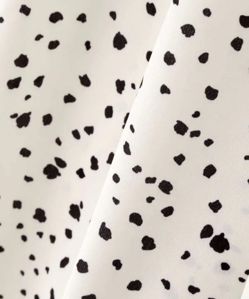 N.（N. Natural Beauty Basic）（エヌエヌナチュラルビューティーベーシック）の「【WEB限定カラー】◆ペーパーバックパフブブラウス（シャツ/ブラウス・レディース・ホワイト/ブラック/ホワイト系その他/ブルー/カーキ/グリーン・MEDIUM）」の17枚目の写真