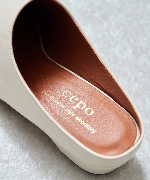 cepo(セポ)の「スクエアトゥー ミュール(その他シューズ・レディース・オフホワイト/ブラック・M/L)」の11枚目の写真