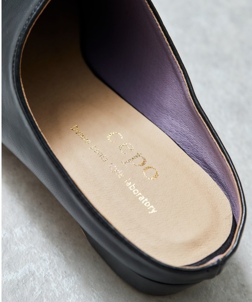 cepo(セポ)の「スクエアトゥー ミュール(その他シューズ・レディース・オフホワイト/ブラック・M/L)」の7枚目の写真