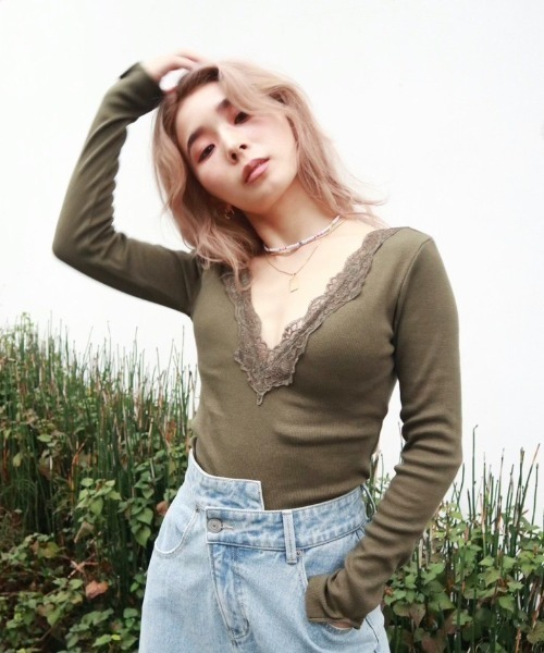 FIG&VIPER（フィグアンドバイパー）の「カップ付きレースリブTOP（Tシャツ/カットソー・レディース・ホワイト/カーキ/ブラック・FREE）」の19枚目の写真