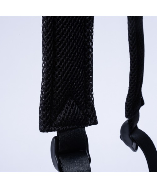 BEAMS DESIGN（ビームス デザイン）の「BEAMS DESIGN（ビームス デザイン）　エラスティックメッシュ 2WAYバックパック（バックパック/リュック・メンズ・ネイビー/ブラック/レッド/ベージュ/グレー/サンドベージュ・FREE）」の16枚目の写真