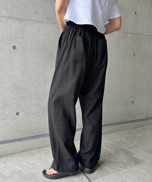 andme(アンドミー)の「レーヨンリネンドロストイージーワイドパンツ(その他パンツ・レディース・ブラック/ブラウン/キナリ/グリーン/イエロー・M/L)」の11枚目の写真