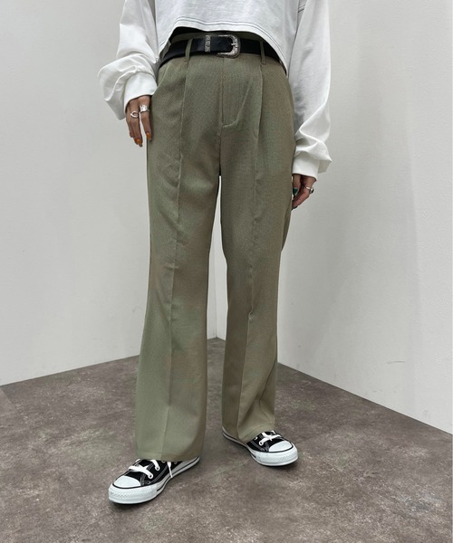 apres jour mignon(アプレジュールミニョン)の「チェックフレアパンツ【ZOZOTOWN限定アイテム】(その他パンツ・レディース・グリーン系その他/オレンジ系その他/イエロー系その他/カーキ・X-LARGE/MEDIUM/SMALL)」の2枚目の写真