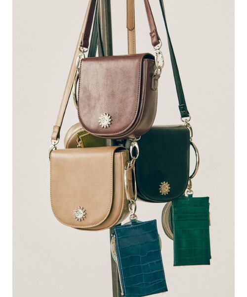 EVRIS(エヴリス)の「SETミニショルダーバッグ(ショルダーバッグ・レディース・ブラック/ベージュ/ボルドー・FREE)」の22枚目の写真