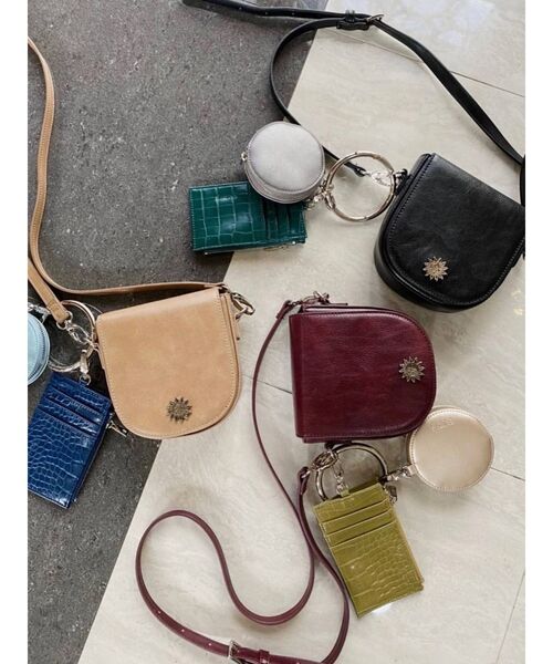 EVRIS(エヴリス)の「SETミニショルダーバッグ(ショルダーバッグ・レディース・ブラック/ベージュ/ボルドー・FREE)」の17枚目の写真