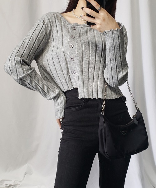 me+em select（ミームセレクト）の「リブニットショートボタンカーディガン（カーディガン/ボレロ・レディース・ホワイト/ブラック/ベージュ/グレー・FREE）」の4枚目の写真