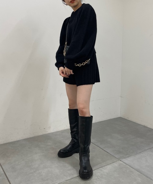 Viviwood黒ニット ショート丈 太い 七分袖