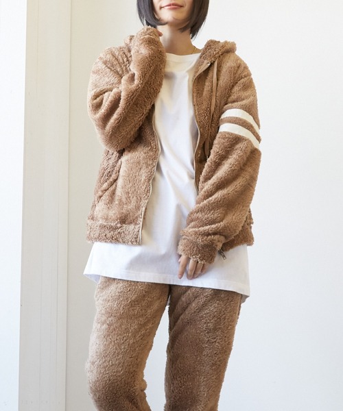 VIBGYOR（ヴィブジョー）の「VIBGYOR Select/ソフトシャギーボアZIPパーカー(BL)（パーカー・レディース・ブラック/ベージュ/ネイビー/チャコールグレー・MEDIUM/LARGE）」の3枚目の写真