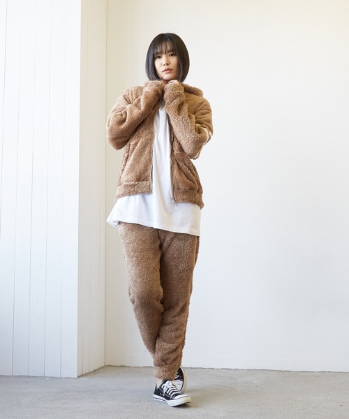 VIBGYOR（ヴィブジョー）の「VIBGYOR Select/ソフトシャギーボアZIPパーカー(BL)（パーカー・レディース・ブラック/ベージュ/ネイビー/チャコールグレー・MEDIUM/LARGE）」の16枚目の写真